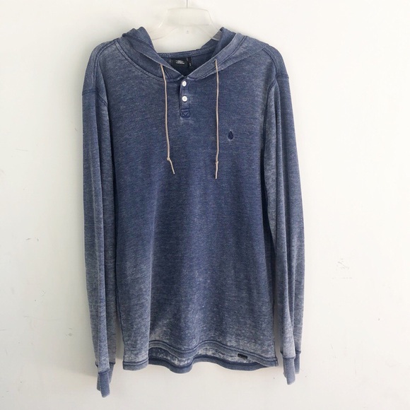 Volcom Other - VOLCOM PULLOVER HOODED SHIRT M
